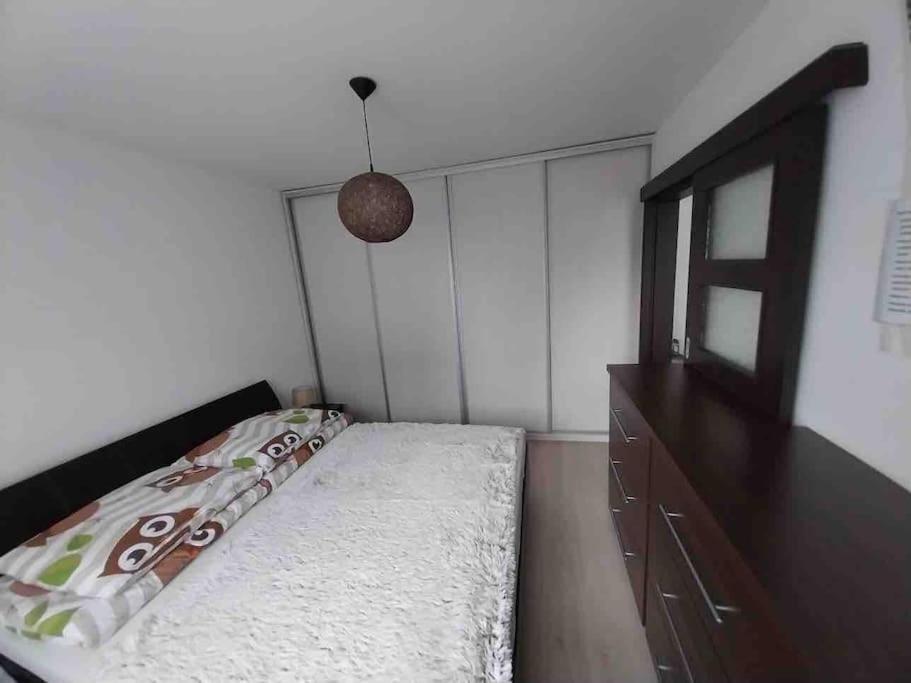 Lovely Apartment - Zilina Centrum Buitenkant foto
